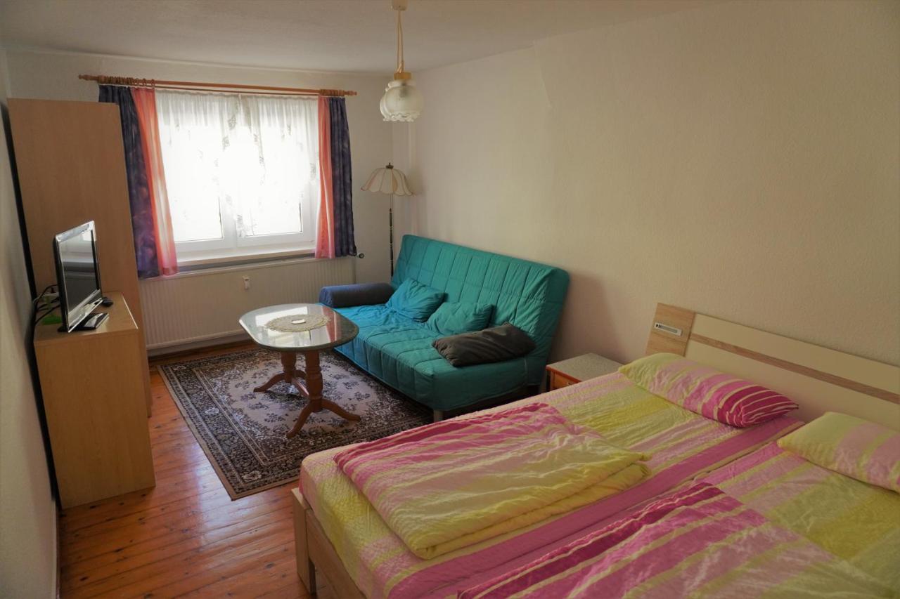 Ferienwohnung Haubner Neukieritzsch Buitenkant foto